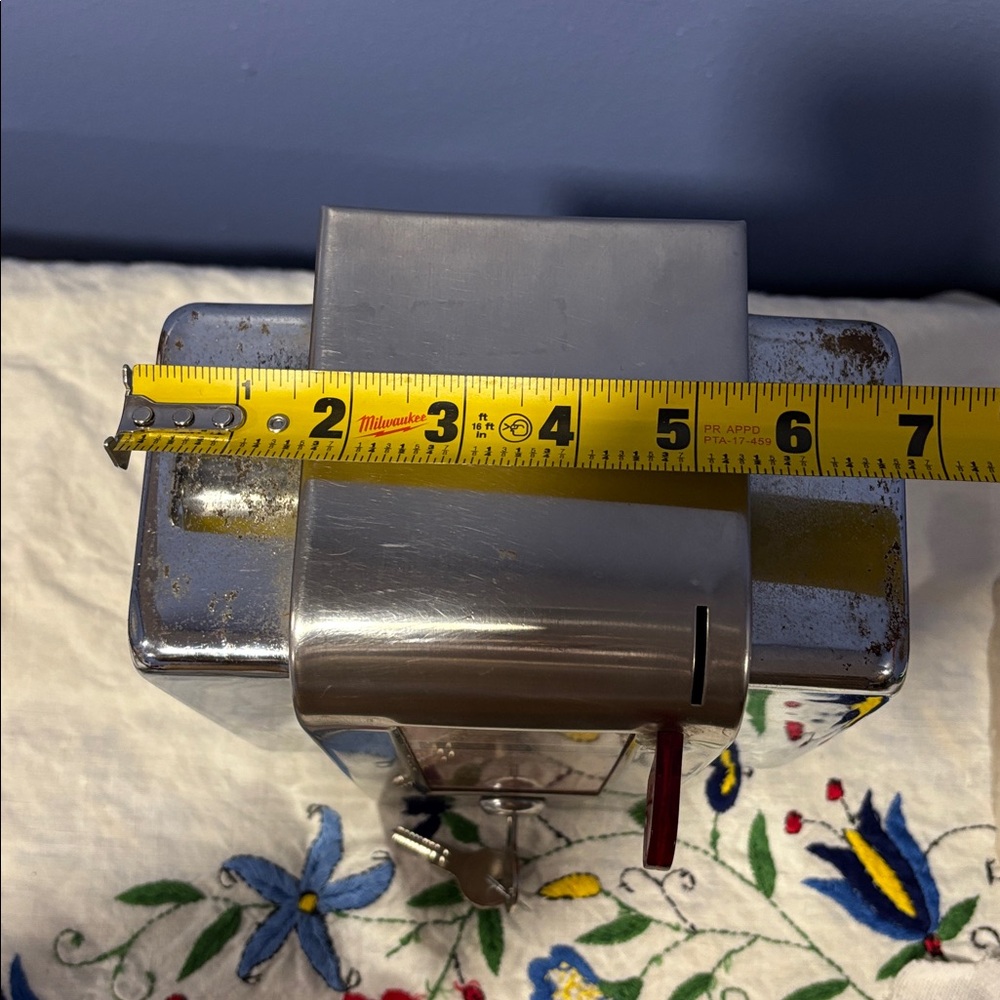 Vintage Retro “The Answer Box” Napkin Holder - Picture 12 of 14